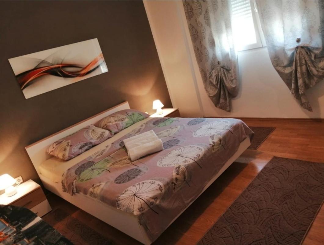 Apartment Luka